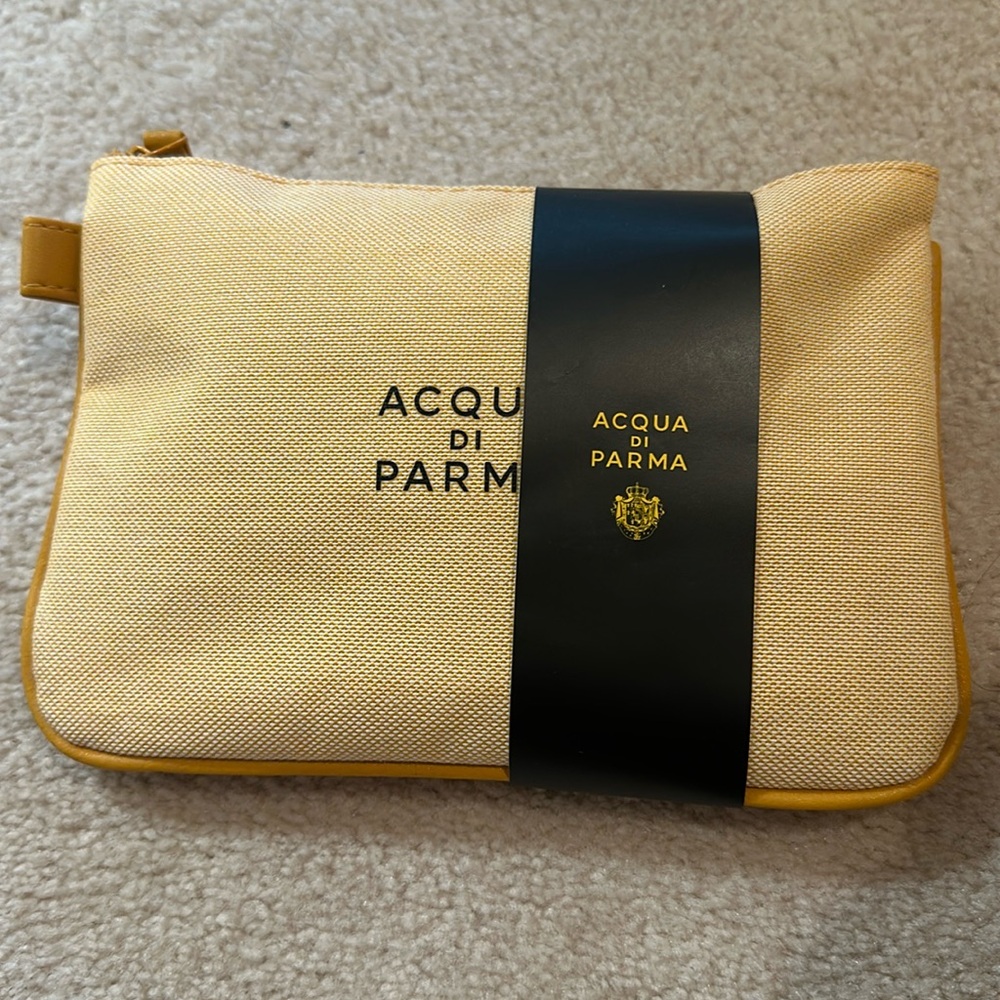 Acqua di Parma travel essentials kit